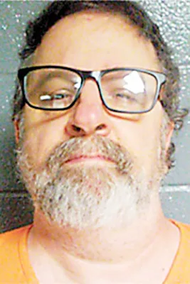 Judge orders hearing in alleged parole violation for man who doxxed two on Facebook